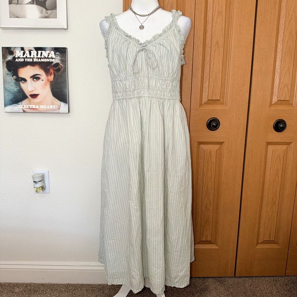 Old Navy Green Stripe Smocked Waist Ruffle Midi Dress Size Large Cottage Coastal